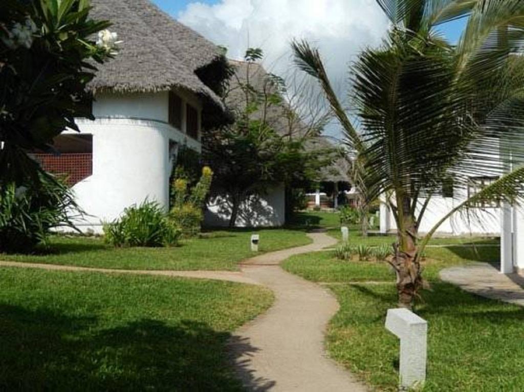 Garoda Resort Malindi Exterior photo